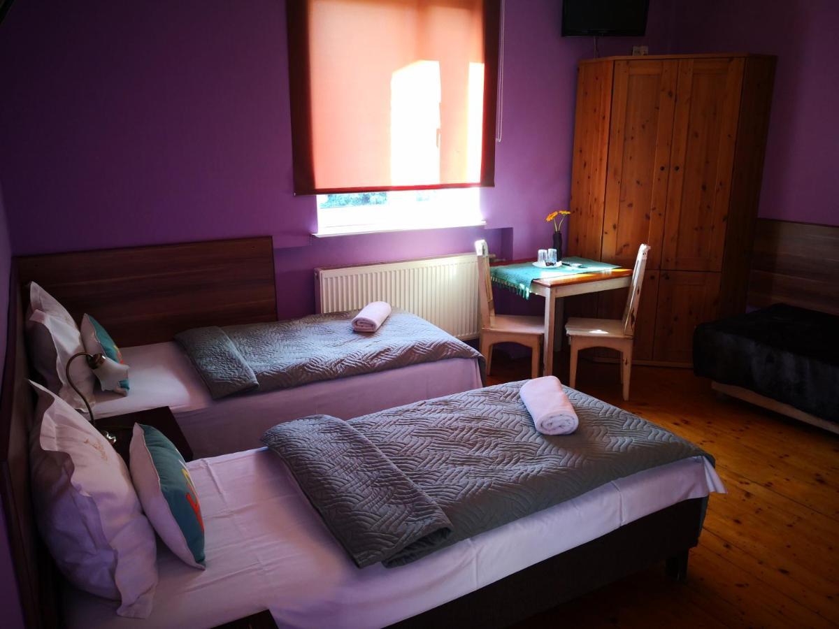 Goscinna Hacjenda Radwanice Exterior photo